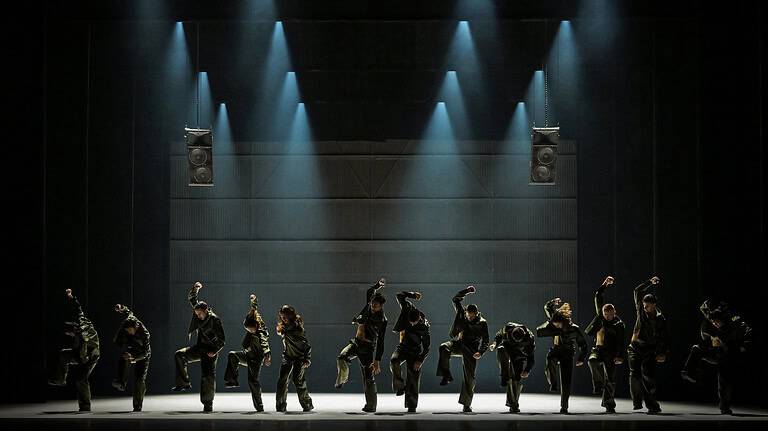 Hessisches Staatsballett: »The Mass Ornament« © Andreas Etter